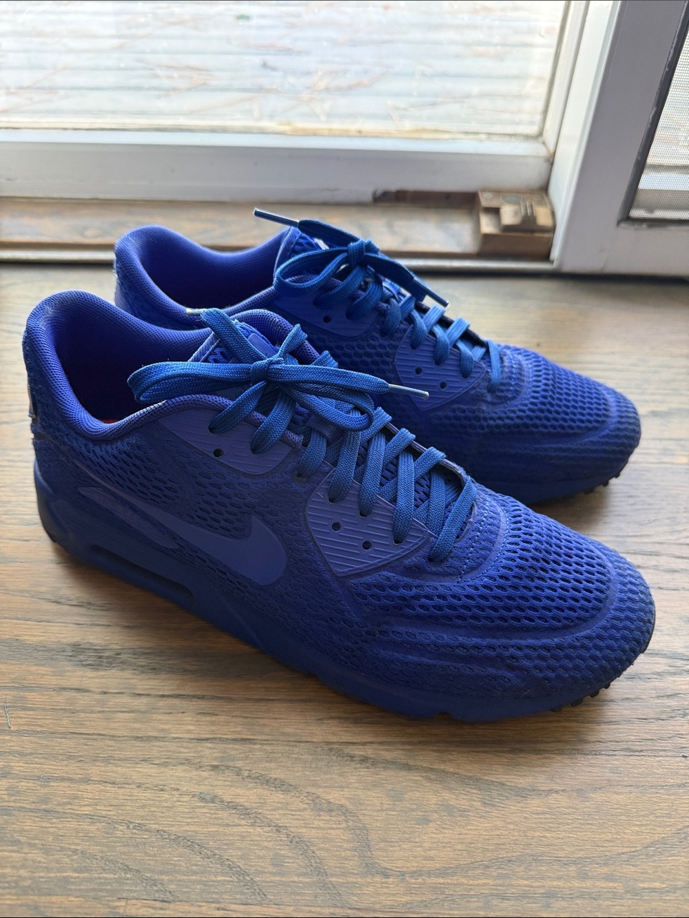 Nike Men’s Air Max 90 Blue Mesh Air Max Sneakers - Picture 5 of 5